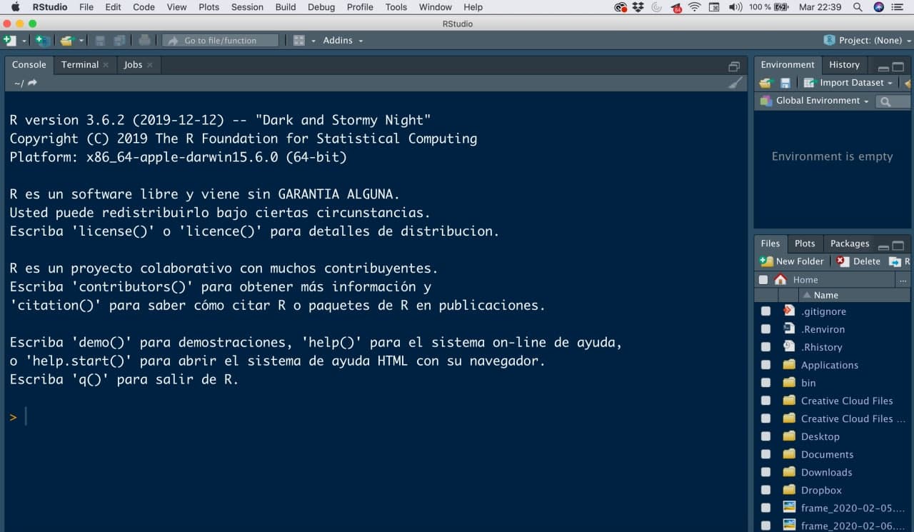 Primer recibimiento de nuestro mejor amigo RStudio.